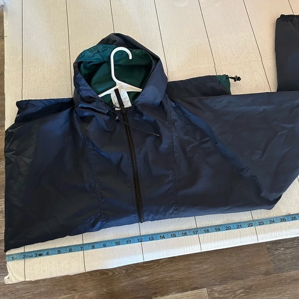 Helly  Hansen vintage Nylon Quarter Zip RIncoat Jacket Pullover Hooded Small